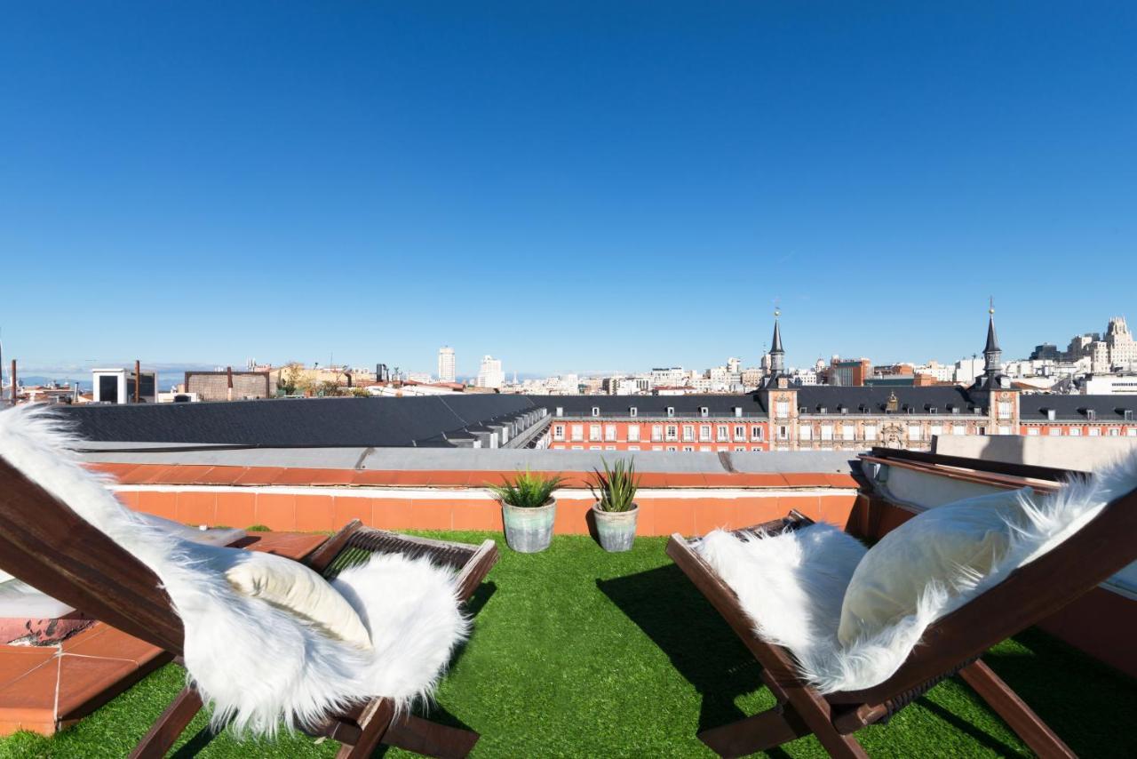 Historic Penthouse Plaza Mayor In 마드리드 외부 사진